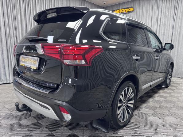 Mitsubishi Outlander III Рестайлинг 3 с пробегом 2020 года, цена 2 630 000 рублей, 95095 км, внедорожник, Автокод Объявления