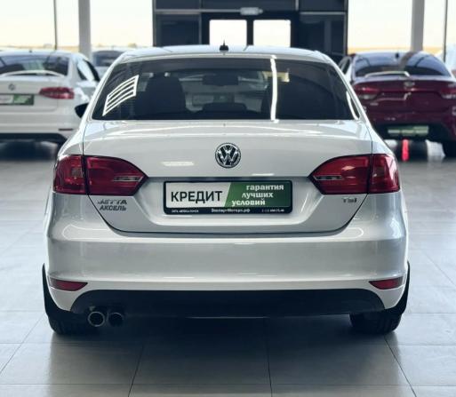Volkswagen Jetta VI с пробегом 2012 года, цена 1 099 000 рублей, 185682 км, седан, Автокод Объявления