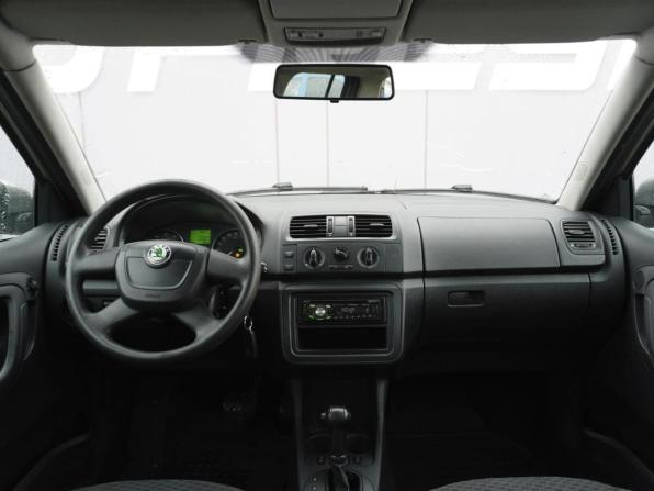 Skoda Fabia II Рестайлинг с пробегом 2011 года, цена 699 000 рублей, 183363 км, хэтчбек, Автокод Объявления