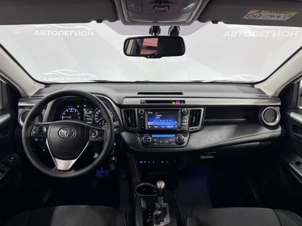 Toyota RAV4 IV (XA40) Рестайлинг с пробегом 2017 года, цена 2 460 000 рублей, 188000 км, внедорожник, Автокод Объявления