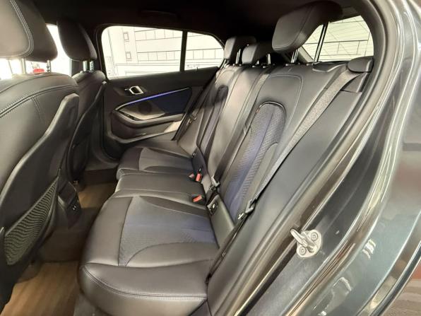 BMW 1 серии III (F40) с пробегом 2020 года, цена 2 495 000 рублей, 100615 км, хэтчбек, Автокод Объявления
