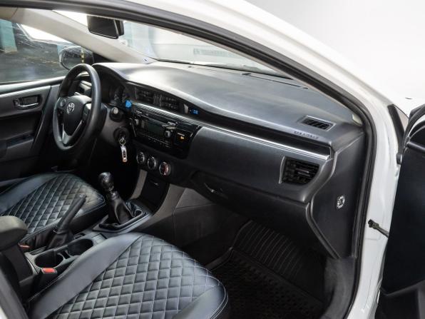 Toyota Corolla XI (E160 E170 E180) с пробегом 2014 года, цена 1 150 000 рублей, 239120 км, седан, Автокод Объявления