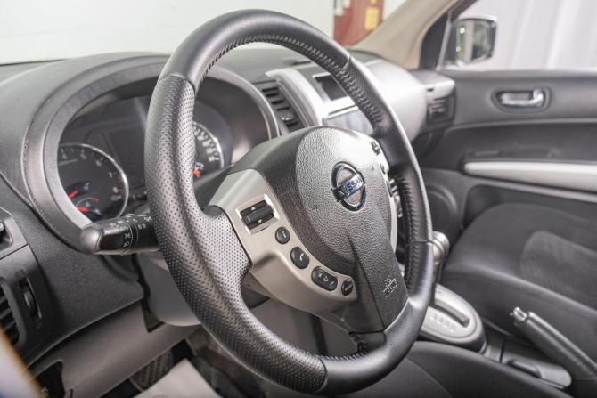 Nissan X-Trail II Рестайлинг с пробегом 2012 года, цена 1 299 000 рублей, 227200 км, внедорожник, Автокод Объявления