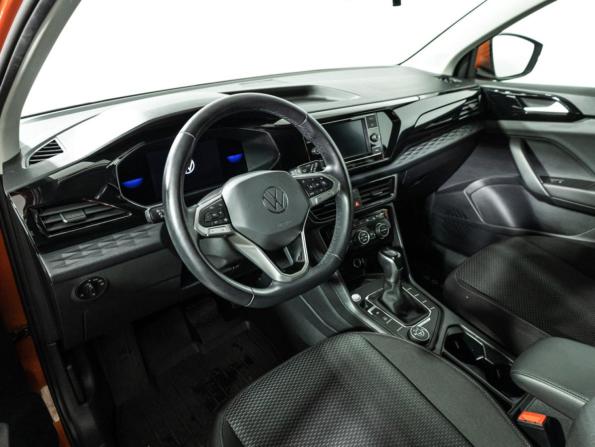 Volkswagen Taos I с пробегом 2021 года, цена 2 390 000 рублей, 50610 км, внедорожник, Автокод Объявления