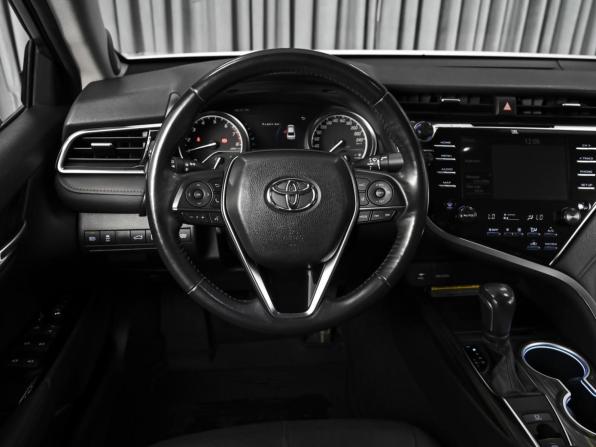 Toyota Camry VIII (XV70) с пробегом 2018 года, цена 2 969 000 рублей, 119827 км, седан, Автокод Объявления