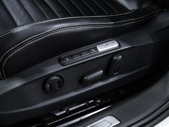 Volkswagen Passat B8 Рестайлинг с пробегом 2019 года, цена 4 039 700 рублей, 92409 км, универсал, Автокод Объявления
