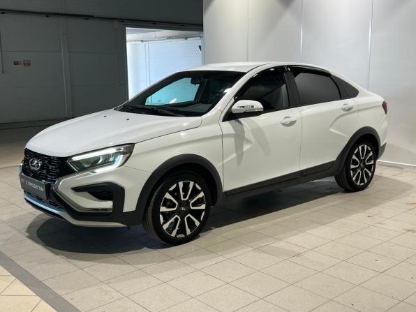 Lada (ВАЗ) Vesta I Рестайлинг (NG) с пробегом 2023 года, цена 1 595 000 рублей, 30000 км, седан, Автокод Объявления