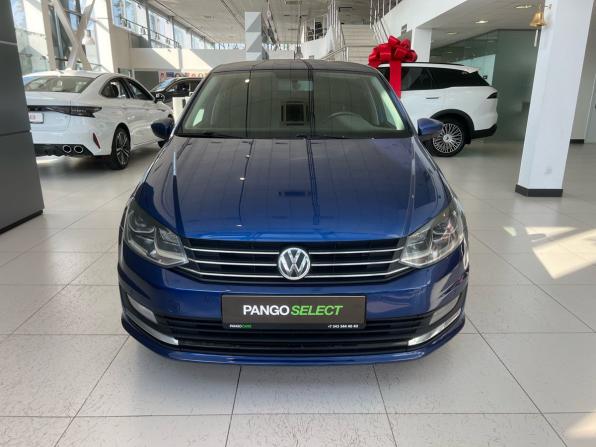 Volkswagen Polo V Рестайлинг с пробегом 2018 года, цена 1 099 000 рублей, 251109 км, седан, Автокод Объявления