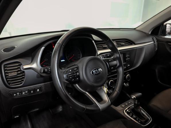 Kia Rio IV Рестайлинг с пробегом 2021 года, цена 2 100 000 рублей, 30550 км, хэтчбек, Автокод Объявления