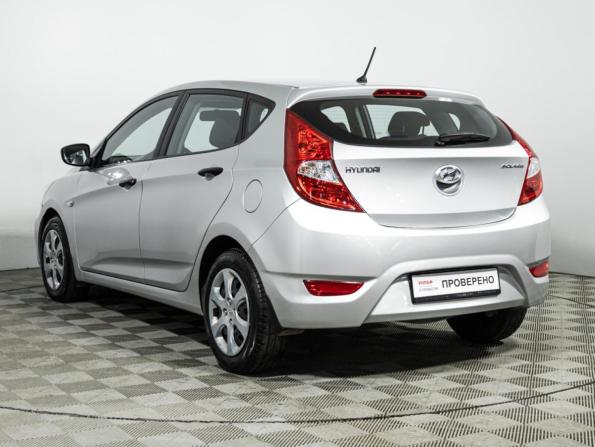 Hyundai Solaris I с пробегом 2014 года, цена 849 700 рублей, 127302 км, хэтчбек, Автокод Объявления