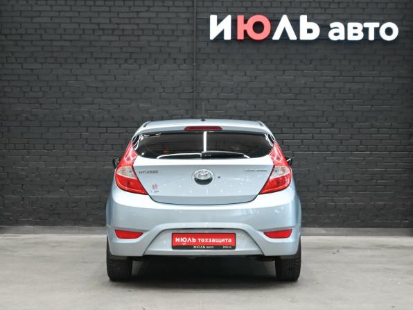 Hyundai Solaris I с пробегом 2012 года, цена 730 000 рублей, 144766 км, хэтчбек, Автокод Объявления