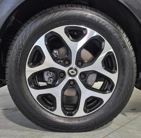 Renault Kaptur I с пробегом 2016 года, цена 1 199 000 рублей, 221358 км, внедорожник, Автокод Объявления
