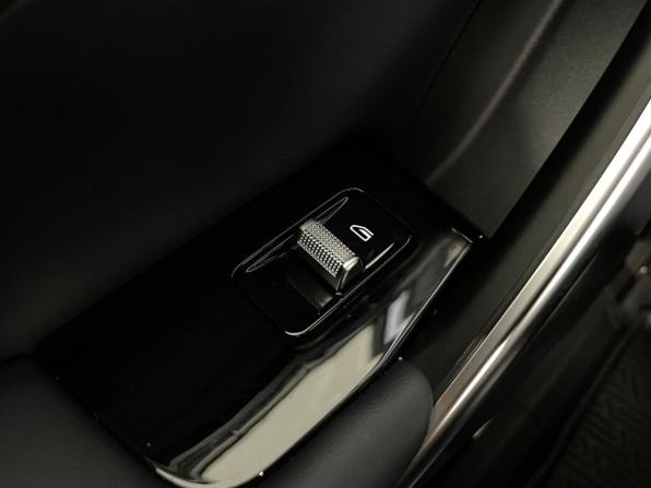Geely Atlas II с пробегом 2024 года, цена 3 199 000 рублей, 31707 км, внедорожник, Автокод Объявления
