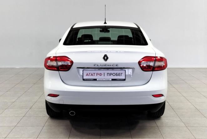 Renault Fluence I Рестайлинг с пробегом 2015 года, цена 970 000 рублей, 171752 км, седан, Автокод Объявления