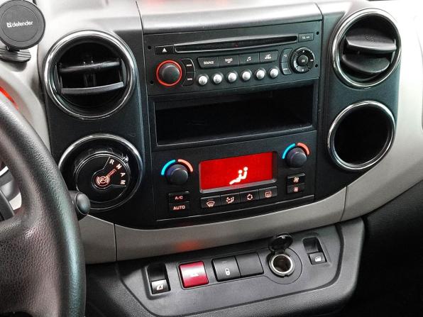 Citroen Berlingo II Рестайлинг с пробегом 2014 года, цена 786 300 рублей, 131600 км, компактвэн, Автокод Объявления