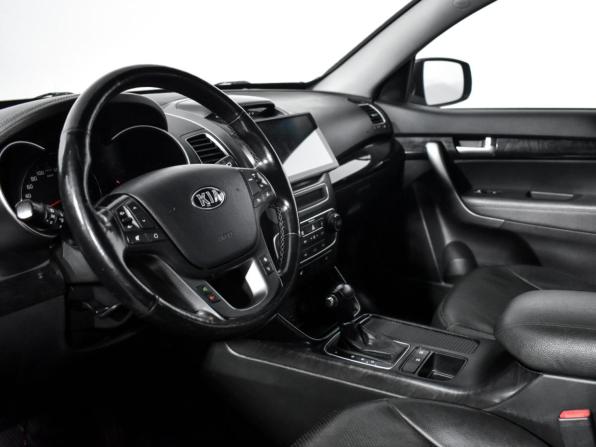 Kia Sorento II Рестайлинг с пробегом 2020 года, цена 2 090 000 рублей, 175001 км, внедорожник, Автокод Объявления