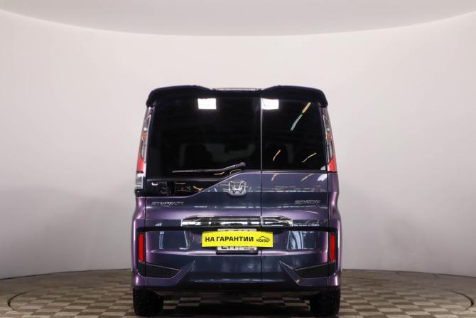Honda Stepwgn V с пробегом 2017 года, цена 2 119 000 рублей, 106000 км, минивэн, Автокод Объявления