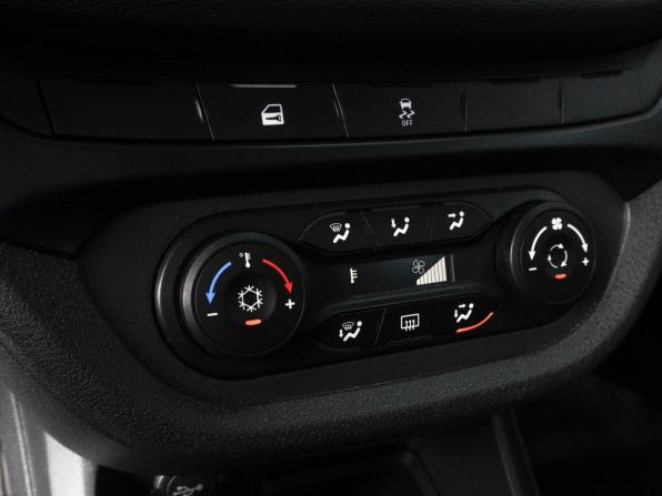Lada (ВАЗ) Vesta I с пробегом 2021 года, цена 1 199 000 рублей, 46044 км, седан, Автокод Объявления