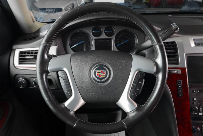 Cadillac Escalade III с пробегом 2007 года, цена 1 479 000 рублей, 305000 км, внедорожник, Автокод Объявления