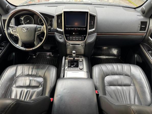 Toyota Land Cruiser 200 Series Рестайлинг 2 с пробегом 2019 года, цена 6 479 000 рублей, 190380 км, внедорожник, Автокод Объявления