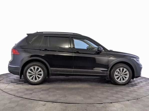 Volkswagen Tiguan II Рестайлинг с пробегом 2021 года, цена 3 260 000 рублей, 50963 км, внедорожник, Автокод Объявления