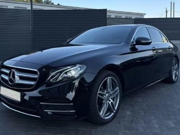 Mercedes-Benz E-Класс V (W213 S213 C238) с пробегом 2019 года, цена 3 450 000 рублей, 71800 км, седан, Автокод Объявления
