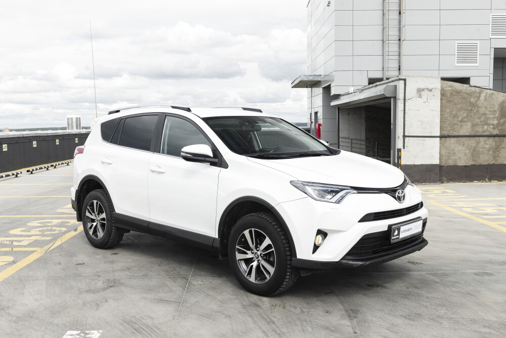 Toyota RAV4 IV (XA40) Рестайлинг Казань  - изображение 3