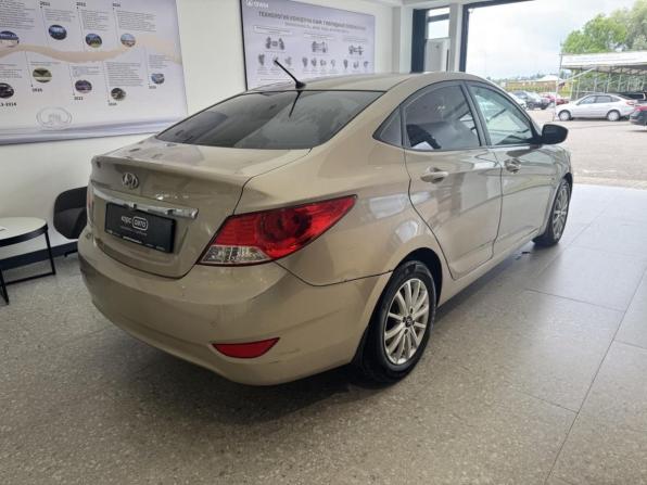 Hyundai Solaris I с пробегом 2013 года, цена 593 000 рублей, 228251 км, седан, Автокод Объявления