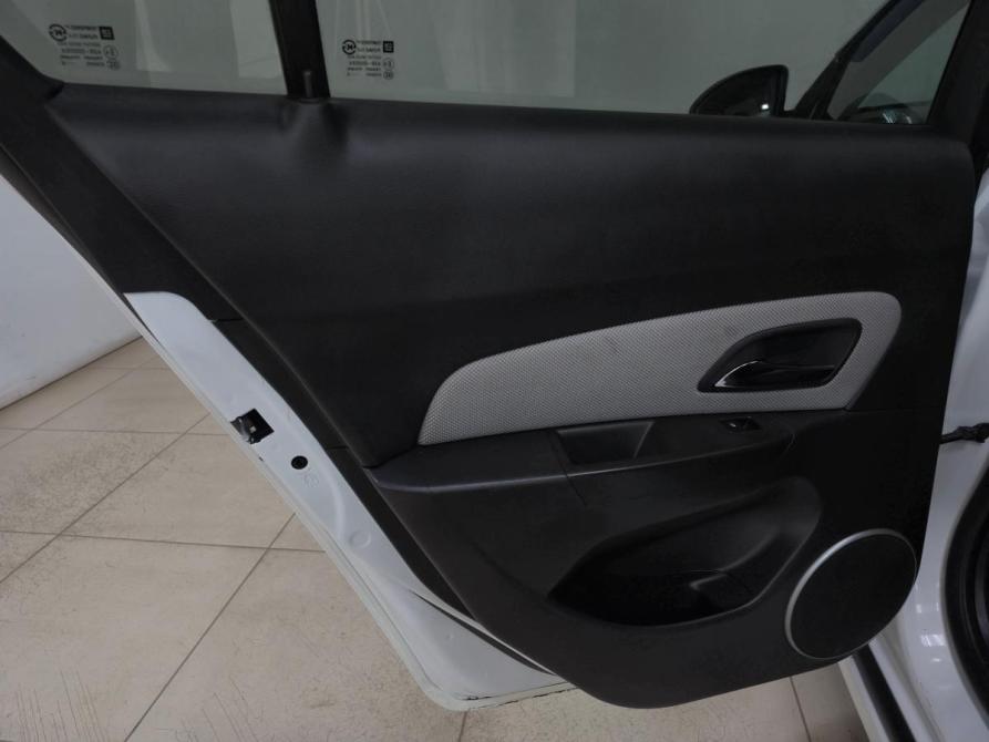 Chevrolet Cruze I Альметьевск  - изображение 17