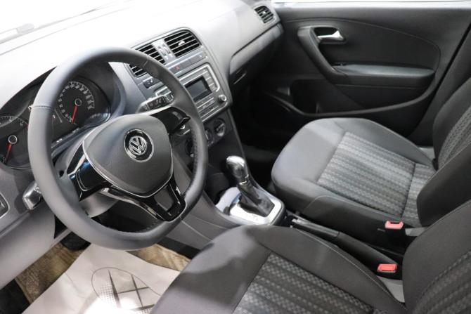 Volkswagen Polo V Рестайлинг с пробегом 2015 года, цена 745 000 рублей, 183162 км, седан, Автокод Объявления