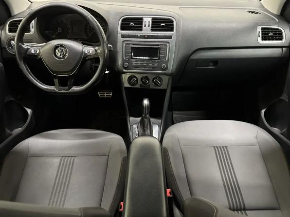 Volkswagen Polo V Рестайлинг с пробегом 2016 года, цена 877 000 рублей, 200000 км, седан, Автокод Объявления