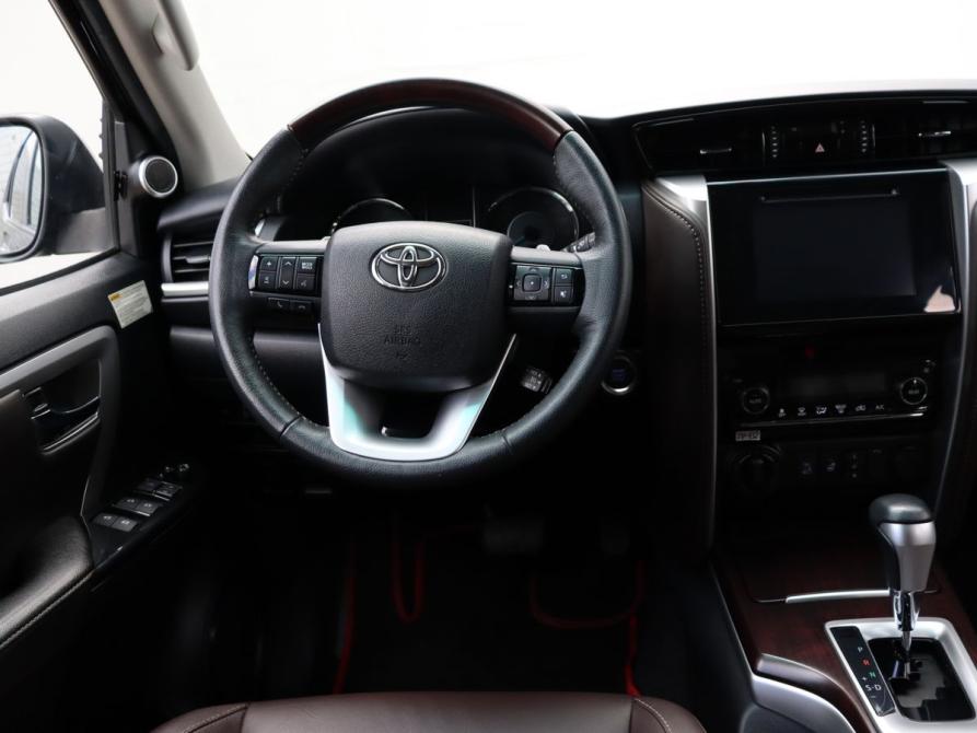 Toyota Fortuner II Москва  - изображение 15