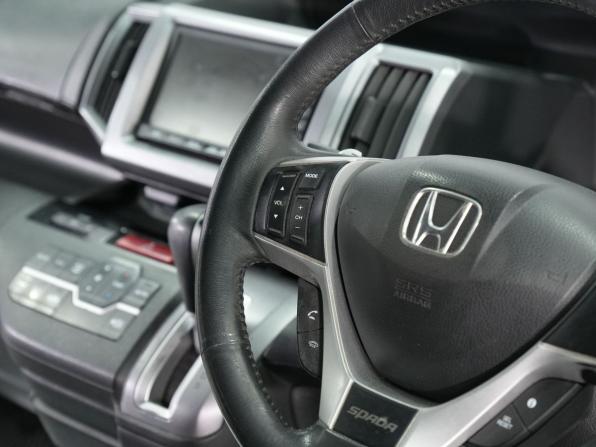 Honda Stepwgn IV Рестайлинг с пробегом 2013 года, цена 1 575 000 рублей, 287894 км, минивэн, Автокод Объявления
