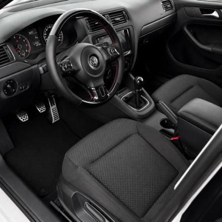Volkswagen Jetta VI с пробегом 2013 года, цена 913 000 рублей, 182522 км, седан, Автокод Объявления