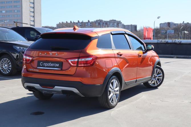 Lada (ВАЗ) Vesta I с пробегом 2022 года, цена 1 249 000 рублей, 98000 км, универсал, Автокод Объявления
