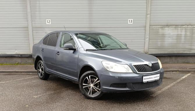 Skoda Octavia II (A5) Рестайлинг с пробегом 2013 года, цена 529 000 рублей, 227930 км, лифтбек, Автокод Объявления