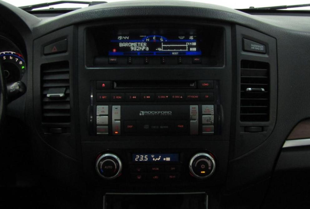 Mitsubishi Pajero IV Екатеринбург  - изображение 19