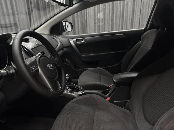 Kia Cerato II с пробегом 2011 года, цена 1 050 000 рублей, 188000 км, купе, Автокод Объявления