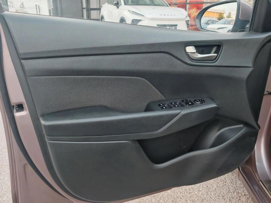 Hyundai Solaris II Волгоград  - изображение 16