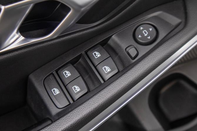 BMW 3 серии VII (G2x) с пробегом 2019 года, цена 4 249 000 рублей, 81000 км, седан, Автокод Объявления