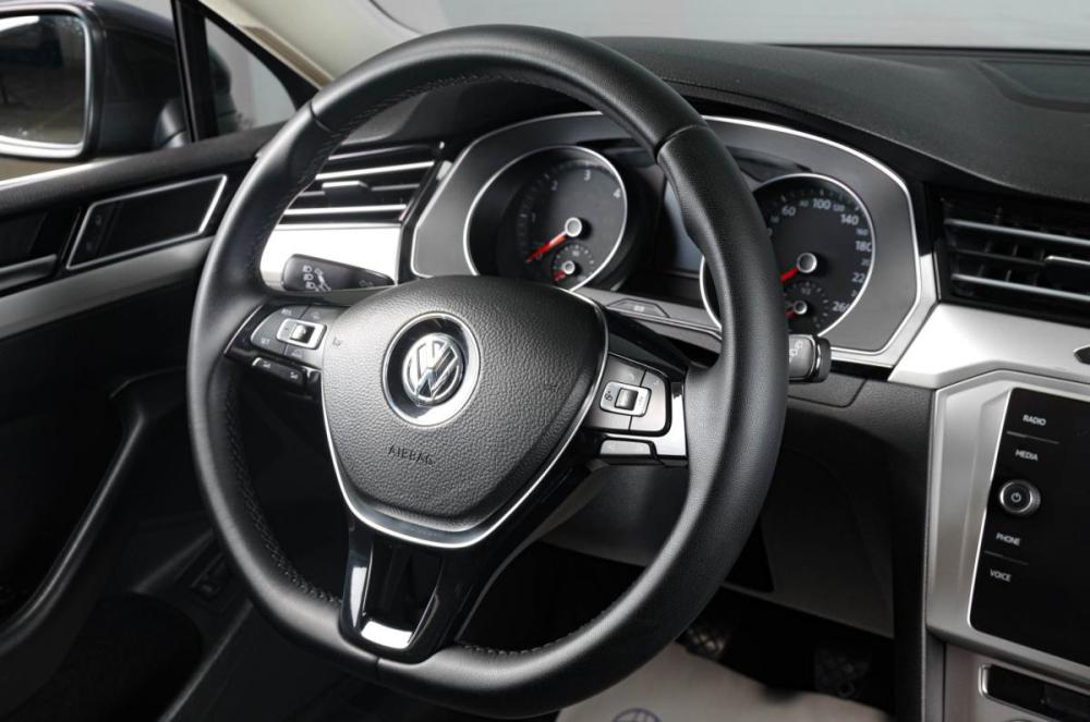 Volkswagen Passat B8 Тюмень  - изображение 12
