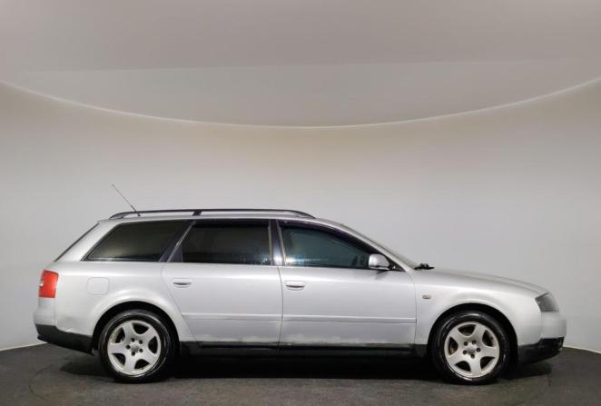 Audi A6 II (C5) Рестайлинг с пробегом 2001 года, цена 380 000 рублей, 351526 км, универсал, Автокод Объявления