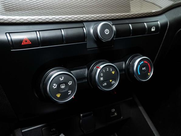 Lada (ВАЗ) Vesta I Рестайлинг (NG) с пробегом 2023 года, цена 1 288 000 рублей, 47000 км, седан, Автокод Объявления