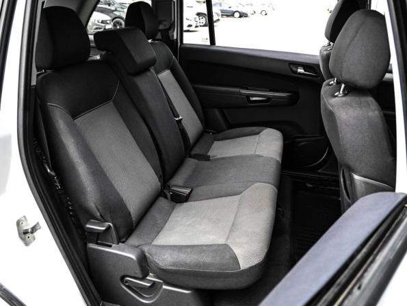 Opel Zafira B Рестайлинг с пробегом 2013 года, цена 834 000 рублей, 180033 км, компактвэн, Автокод Объявления
