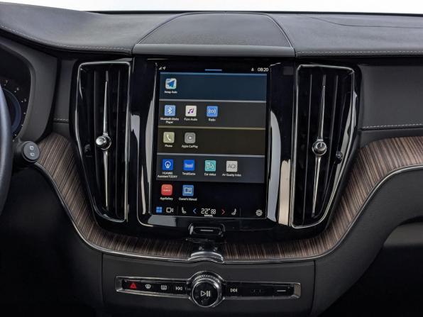 Volvo XC60 II Рестайлинг с пробегом 2021 года, цена 4 790 000 рублей, 46404 км, внедорожник, Автокод Объявления