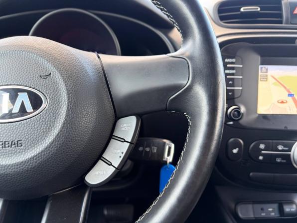 Kia Soul II Рестайлинг с пробегом 2019 года, цена 1 555 000 рублей, 120000 км, хэтчбек, Автокод Объявления