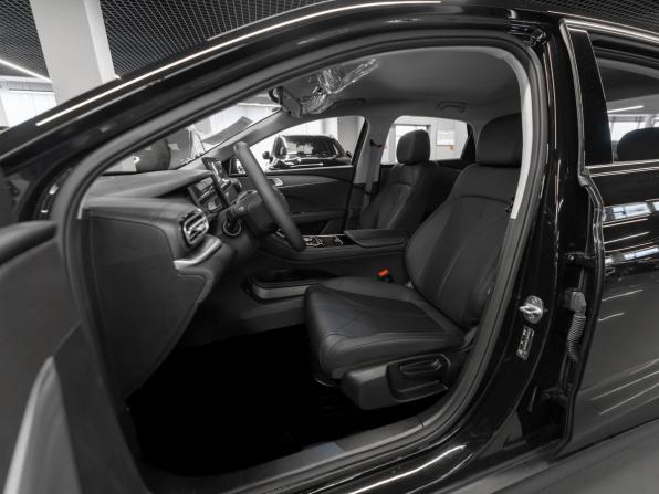 Geely Galaxy Starshine 6 с пробегом 2025 года, цена 2 690 000 рублей, 50 км, седан, Автокод Объявления