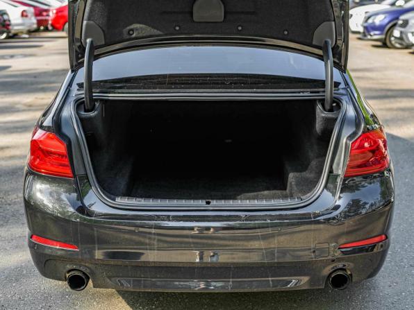 BMW 5 серии VII (G30/G31/G38) с пробегом 2017 года, цена 2 366 000 рублей, 216488 км, седан, Автокод Объявления