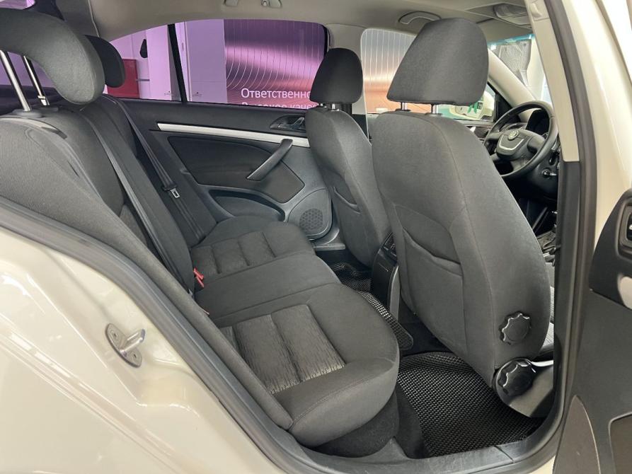 Skoda Octavia II (A5) Рестайлинг Екатеринбург  - изображение 13