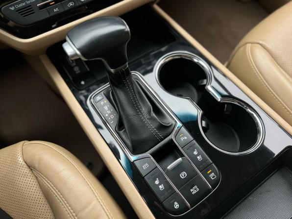 Kia Carnival III с пробегом 2018 года, цена 2 329 500 рублей, 151161 км, минивэн, Автокод Объявления